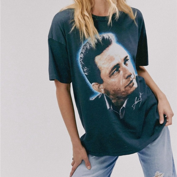 Daydreamer Johnny Cash T-Shirt - Picture 2 of 5